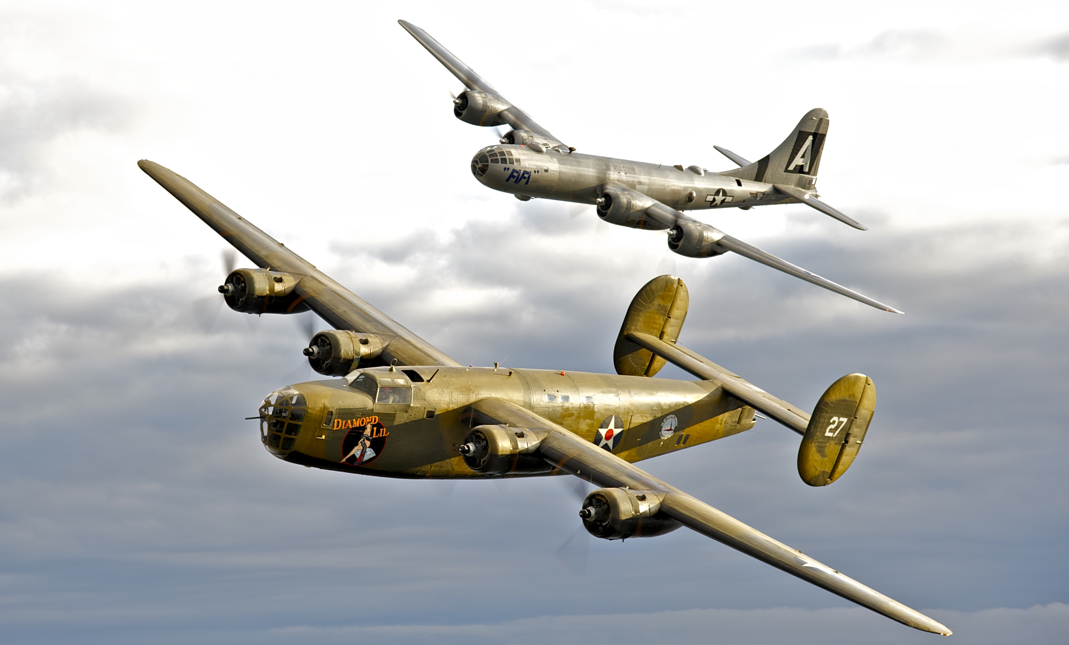 CAF and EAA Announce "Heavy Bomber Weekend"